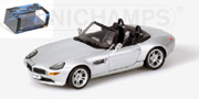 James Bond 007 BMW Z8 The World is Not Enough MiniChamps 436-028730 1:43 scale